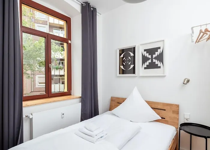 - Small But Lejlighed